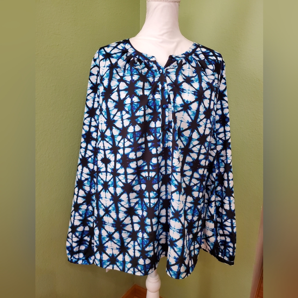 Tommy Hilfiger large blouse. Baby doll.